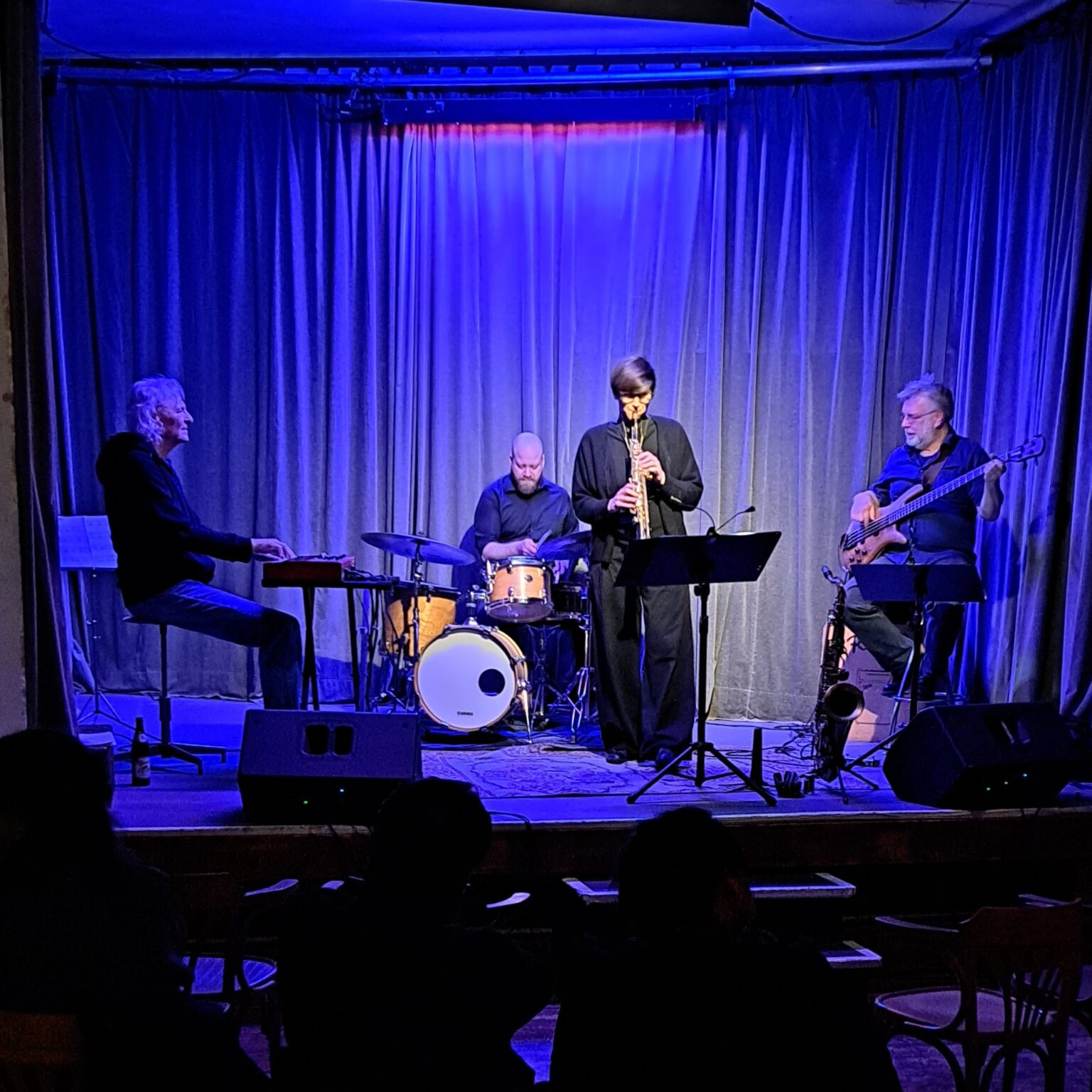 karin waldburger kasamajo collective im spitzer full band sopransaxophon