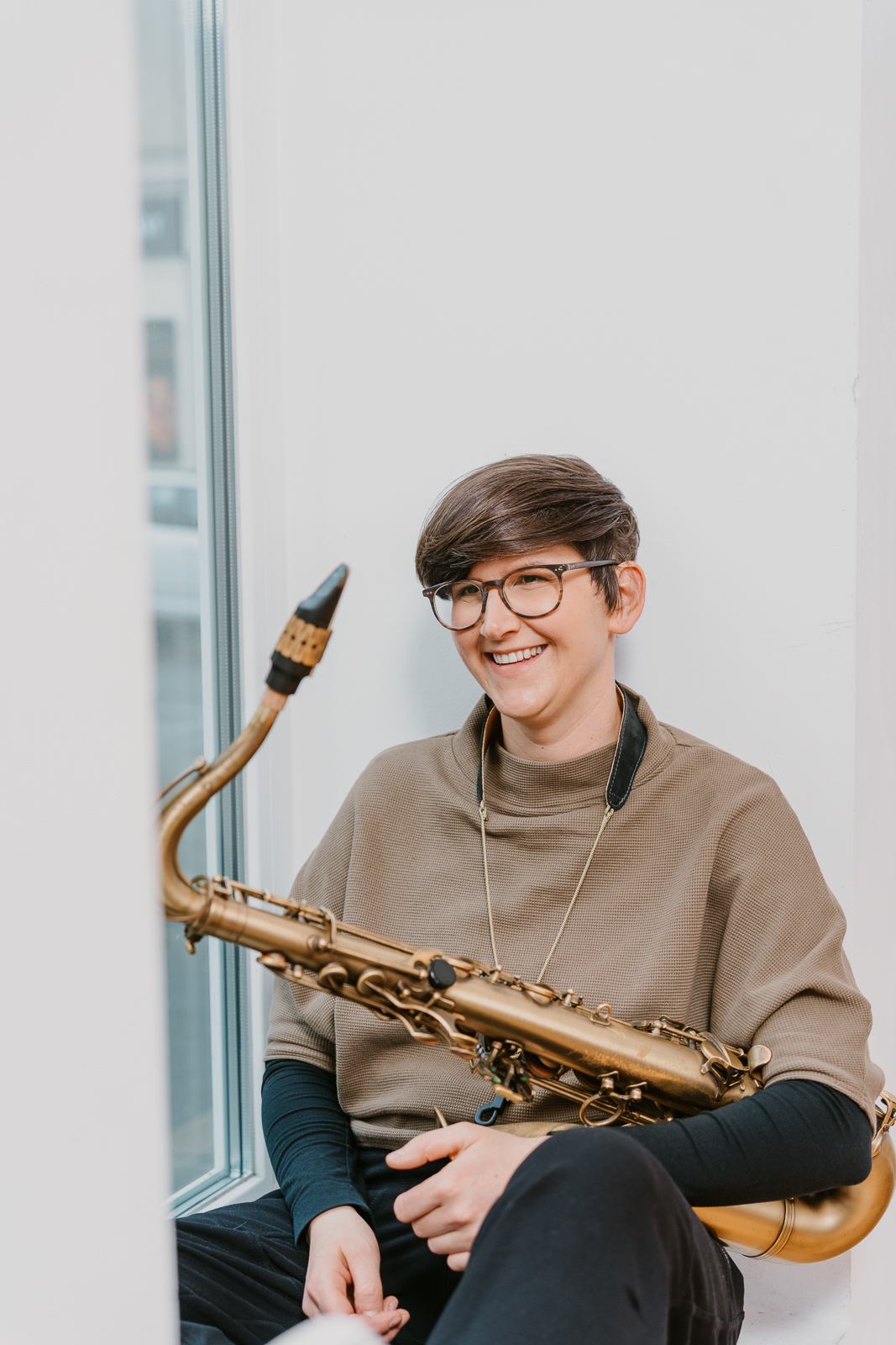 karin waldburger saxophon tenor portrait musikraum ueber mich