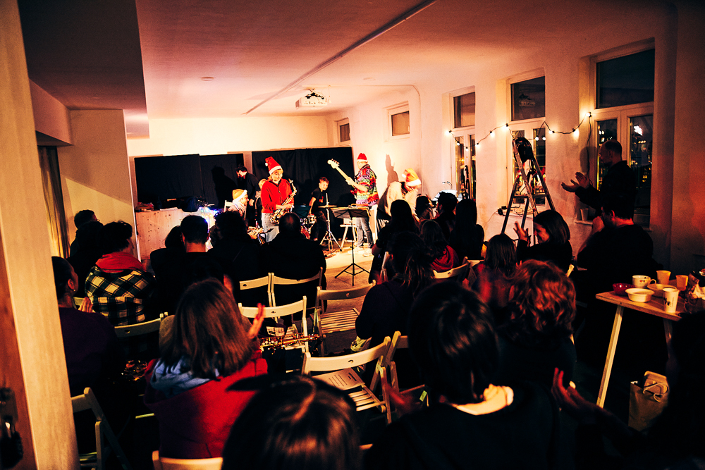 karin waldburger saxophonunterricht wien weihnachtsfeier konzert 2025